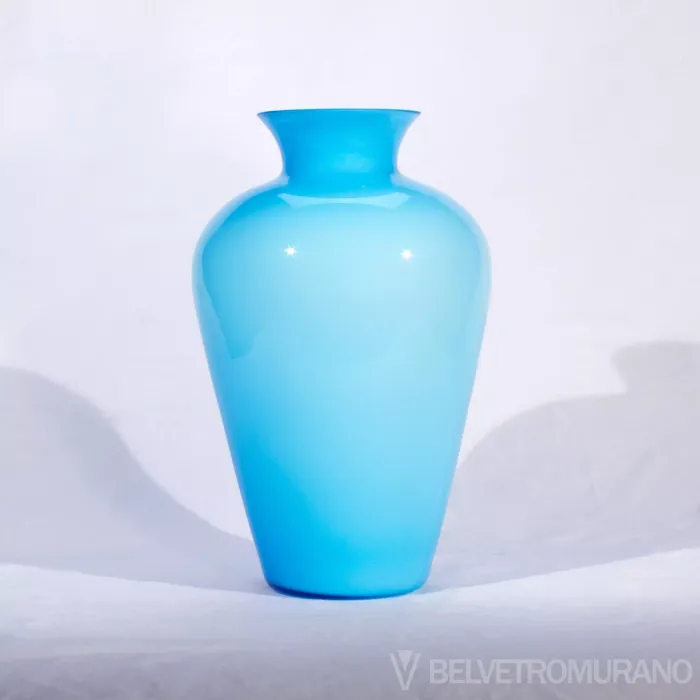 Anthea in vetro soffiato colore cielo Belvetro murano